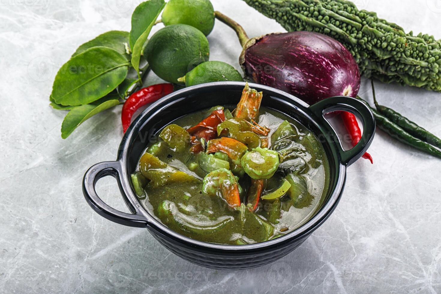 Thai green curry with prawn photo
