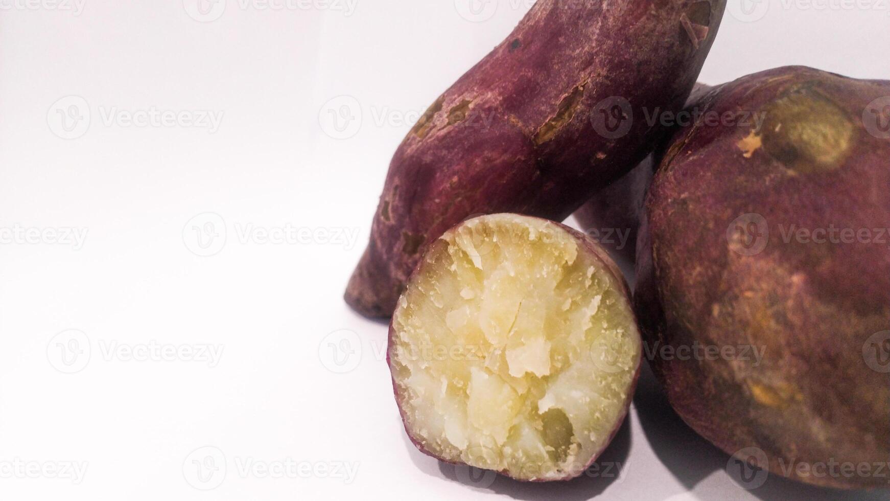 Boiled sweet potatoes can support a nutrient-rich diet photo