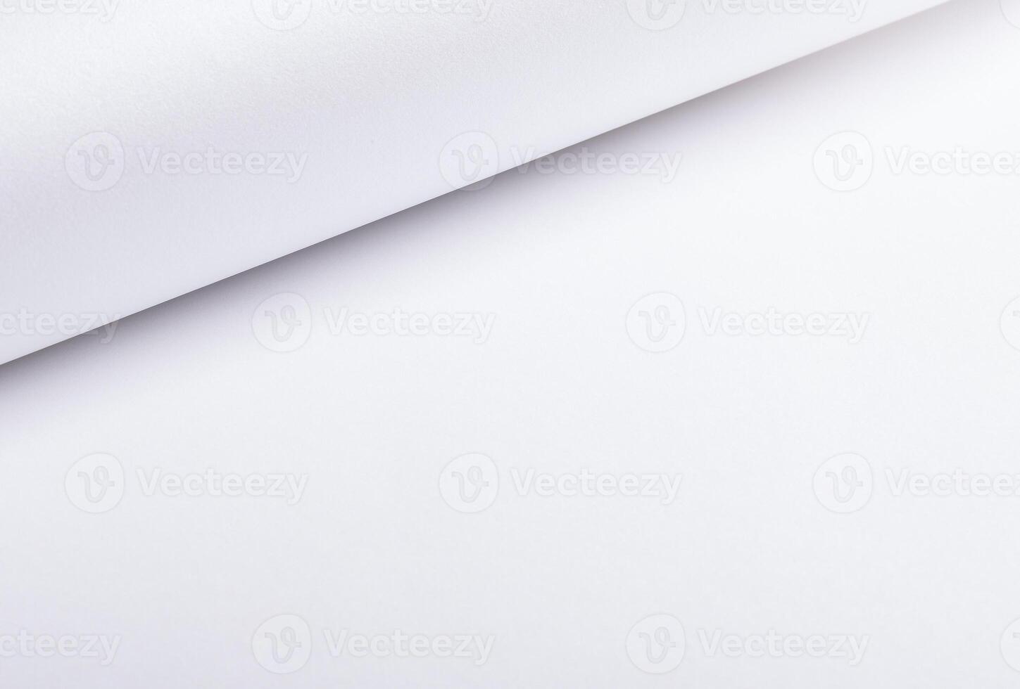 Glossy designer paper background with a soft pearl white gradient, featuring gentle curves and photo