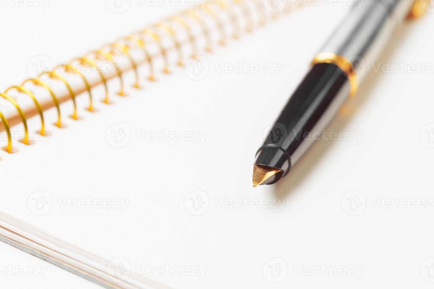 Pen and notebook photo