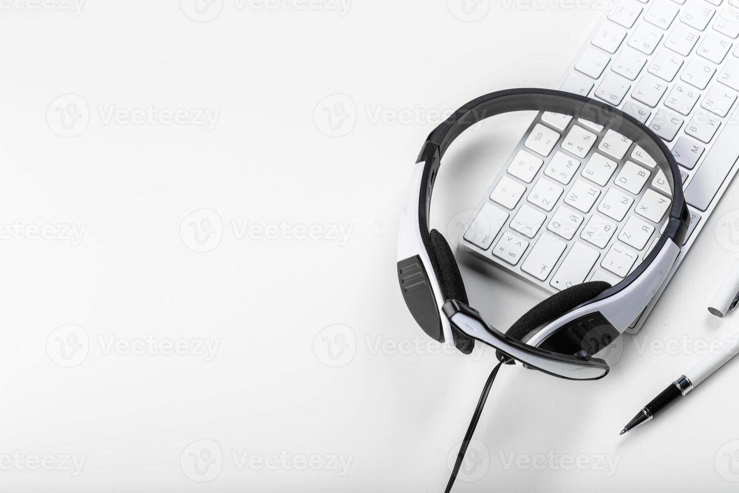 headset on keyboard computer laptop photo