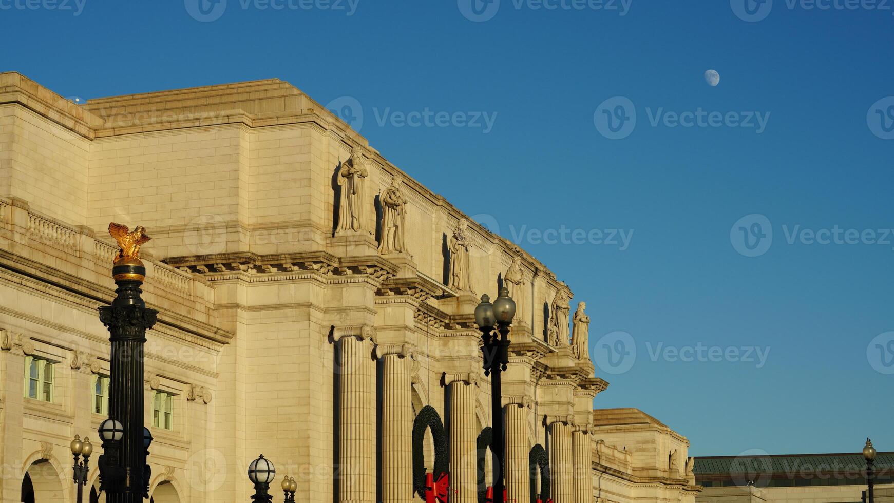 The Washington DC city view with the old architectures in autumn photo