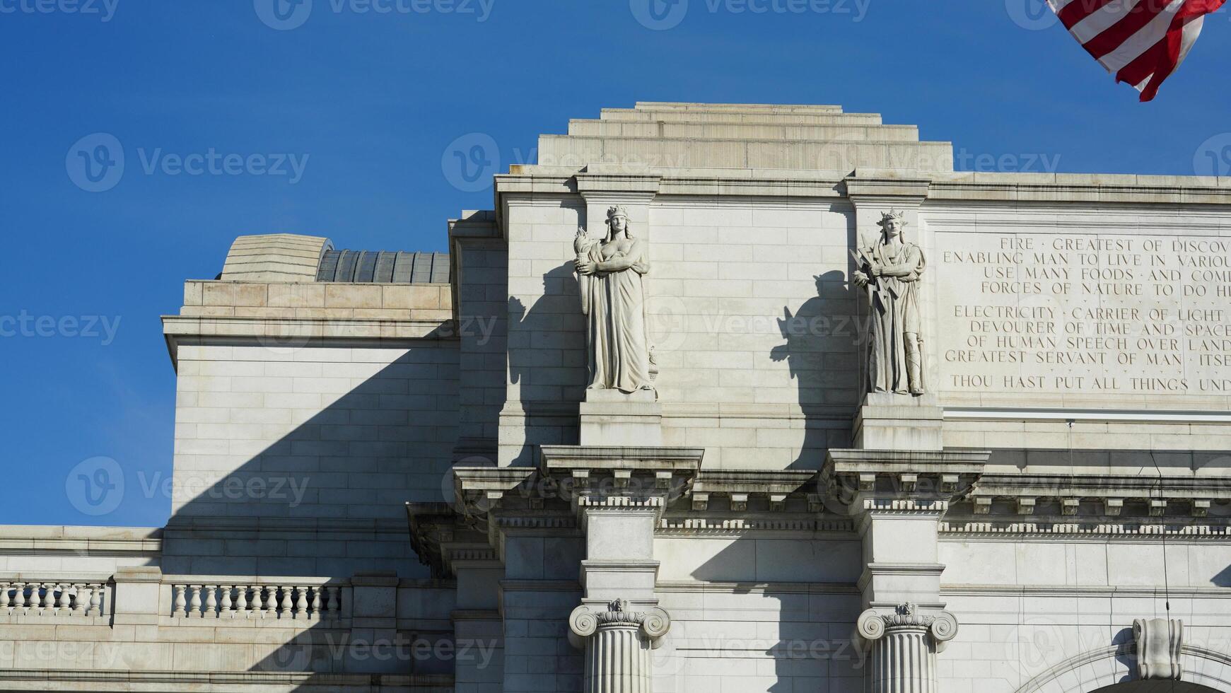 The Washington DC city view with the old architectures in autumn photo