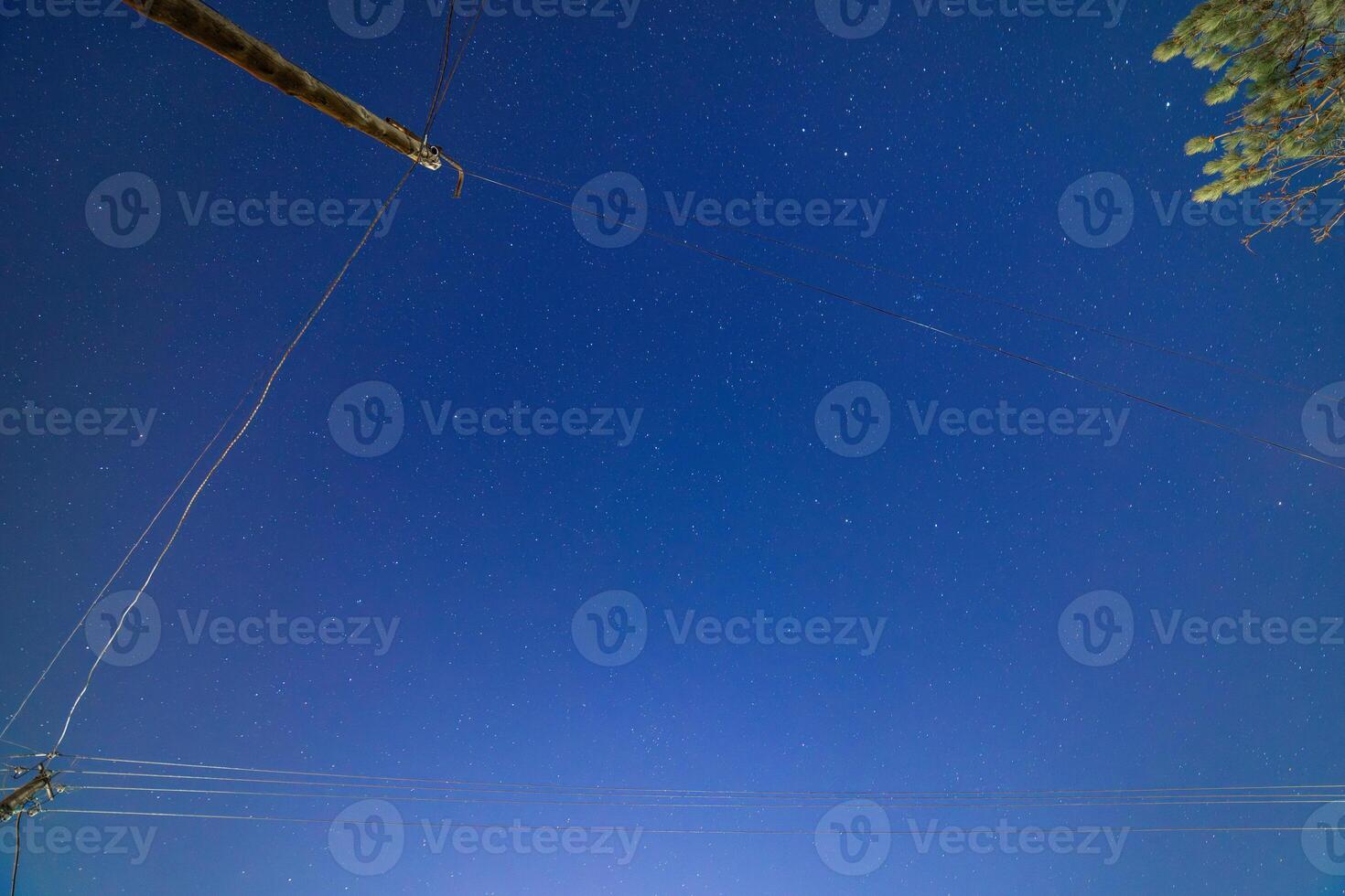 real life starry sky zenith, directly upward wide angle view photo