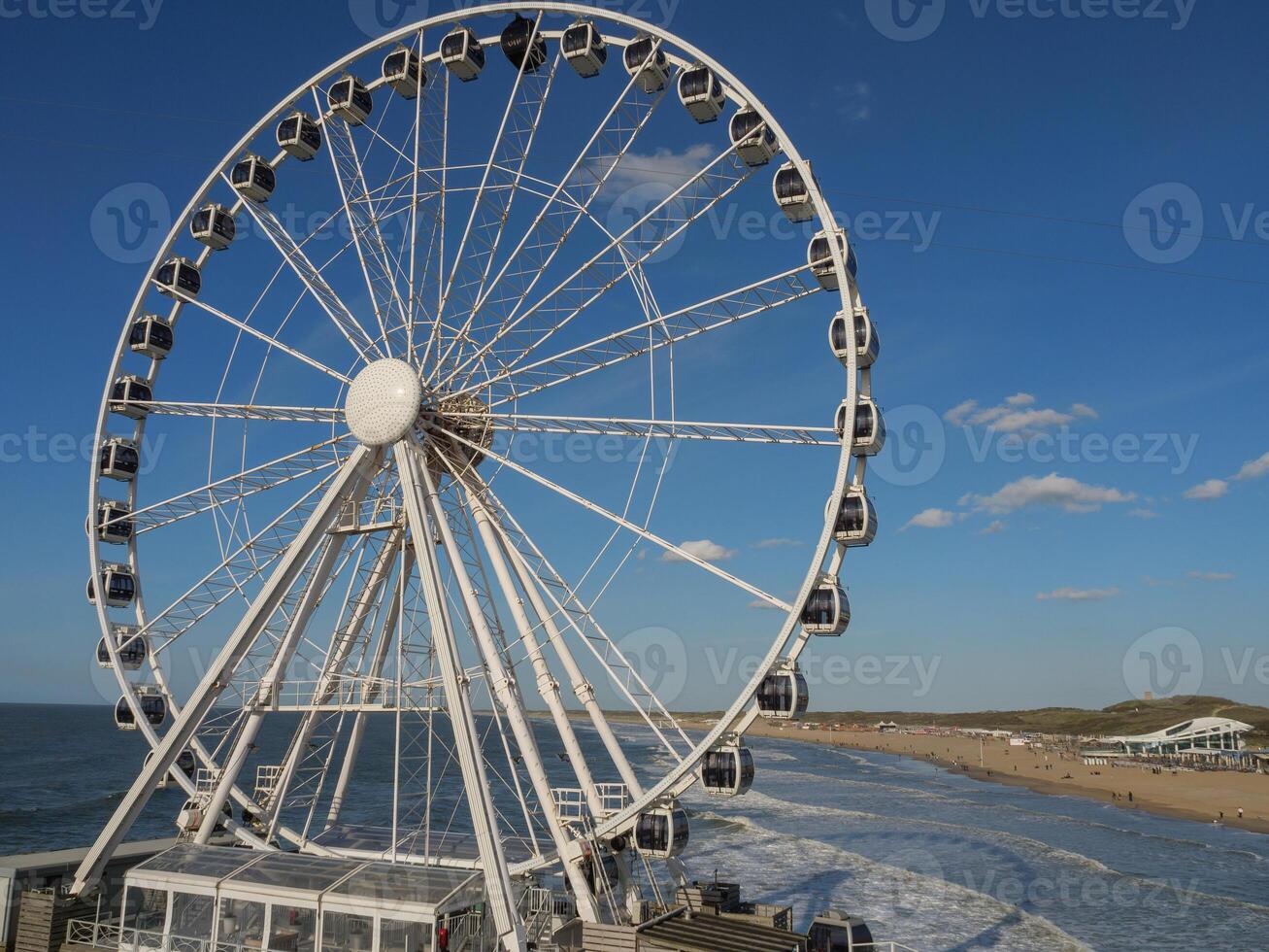 A large white ferris wheel photo