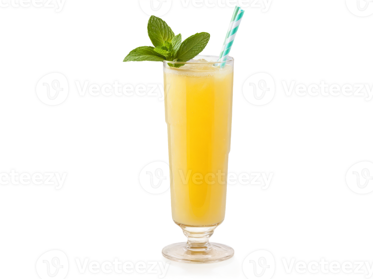 Guinean Ginger Juice in tall glass garnished with slice of lemon and sprig of mint png