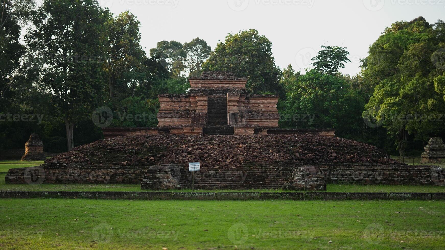 Muaro Jambi Temple, the largest Buddhist-style complex in Indonesia photo