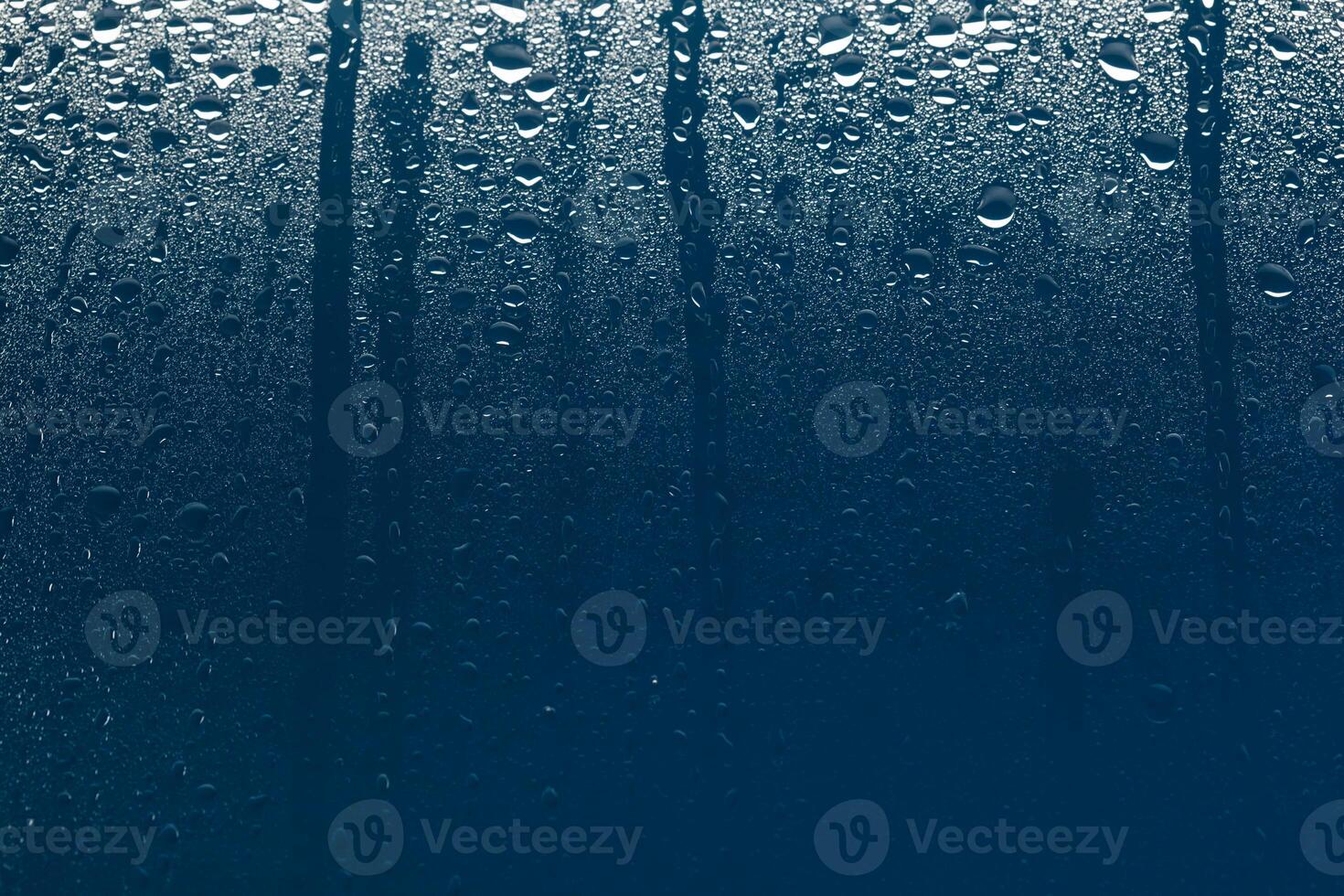 Pattern of water drops photo