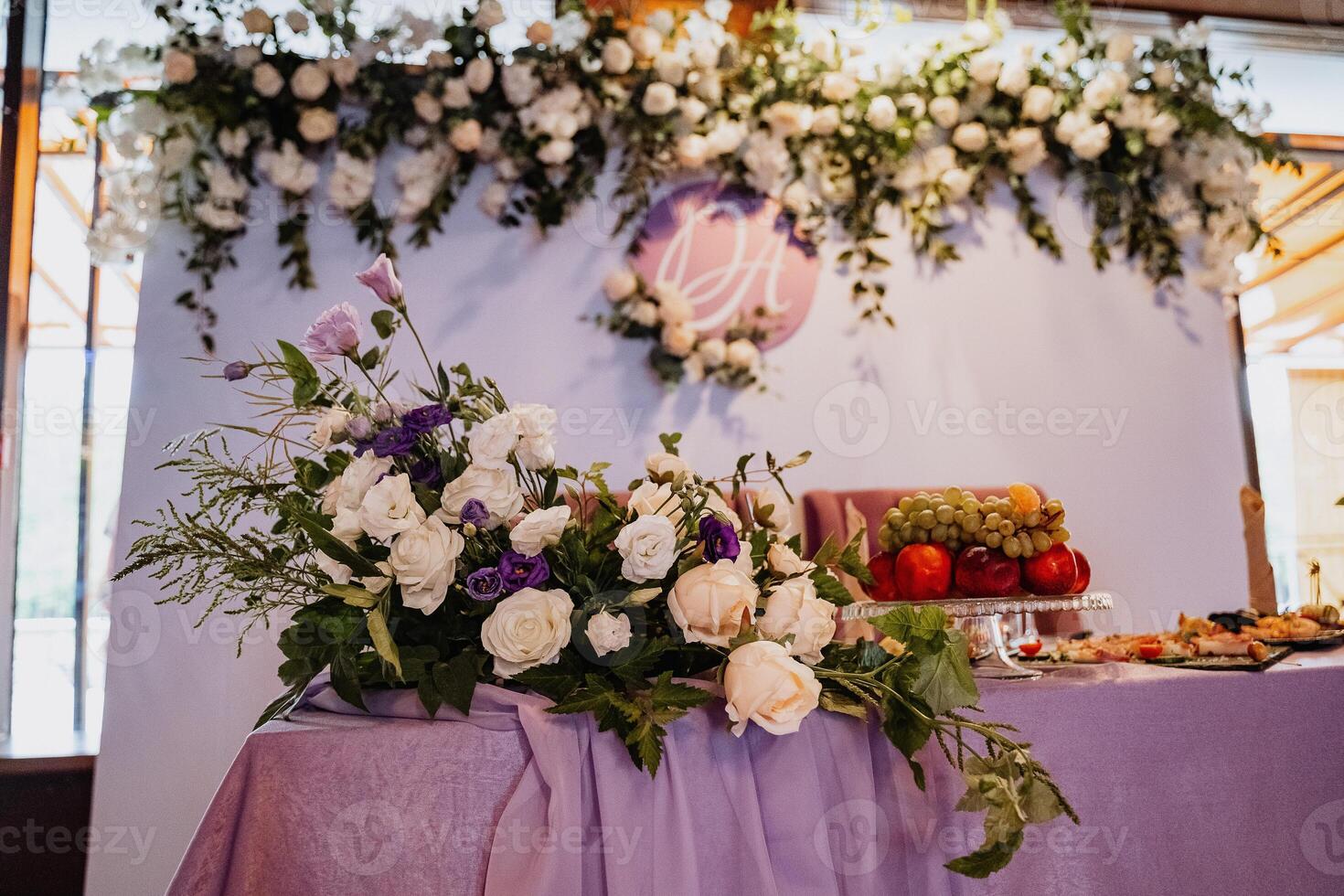 wedding decor, decoration for newlyweds, holiday decoration with flowers, holiday table, photo zone, Banquet hall, celebration, boho style