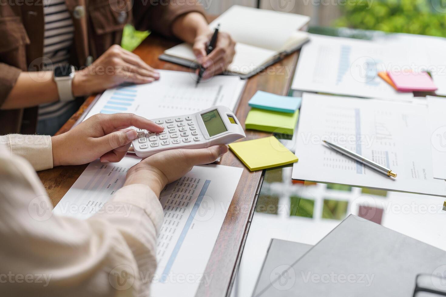 Business People brainstorming Meeting Design Ideas use post it notes to share idea professional investor start up project business brainstorming planning in office photo