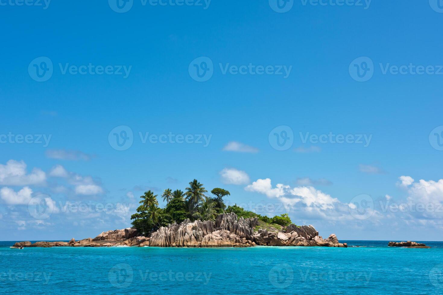Island in the Indian ocean photo