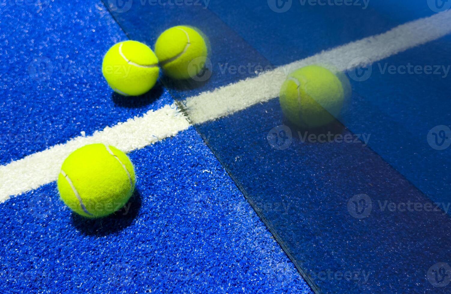 blue paddle tennis court net close up photo