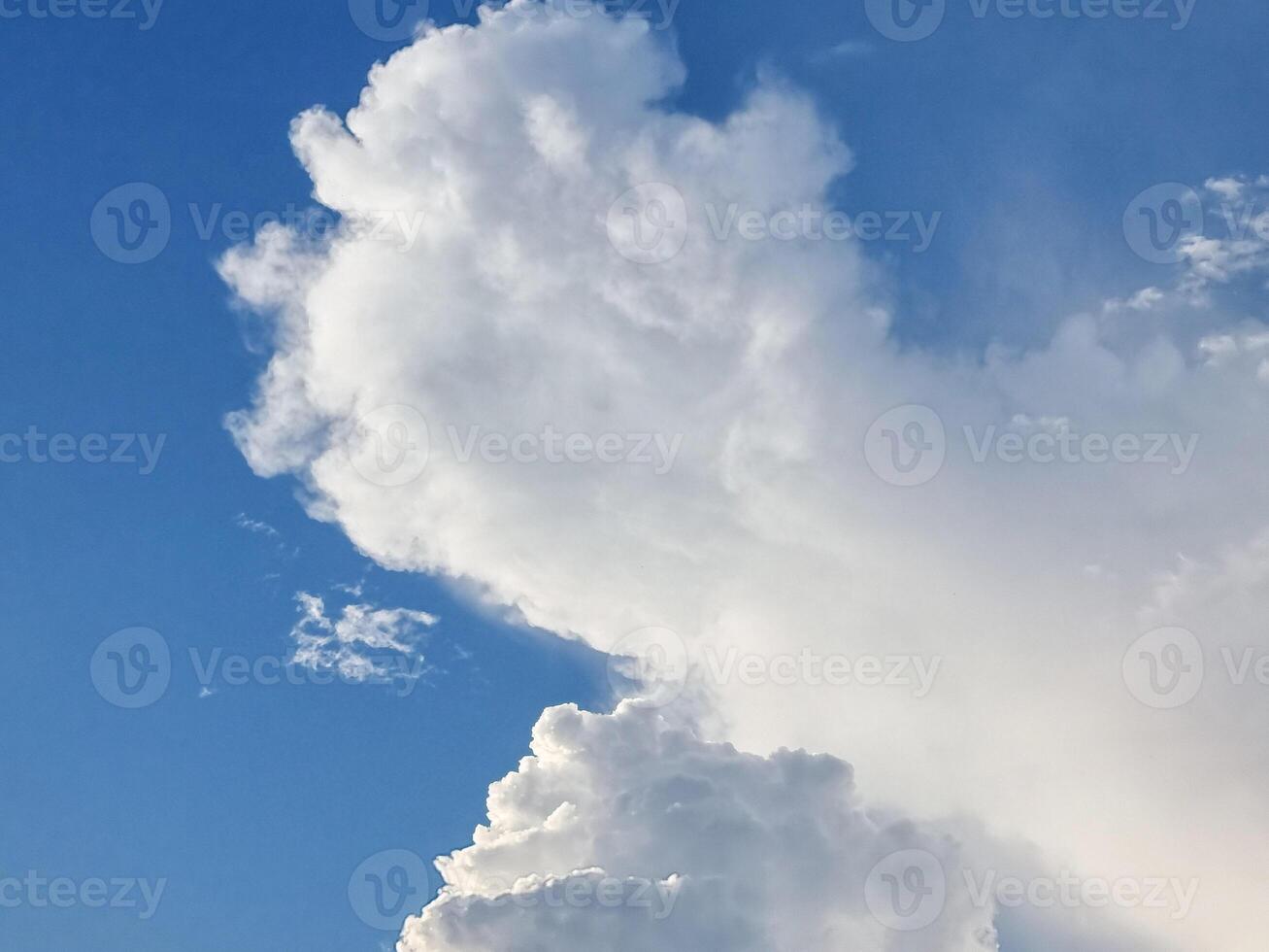 blue sky high outdoor group of white clouds background in summer abstract gradient light beauty background. beautiful bright cloud and calm fresh wind air photo