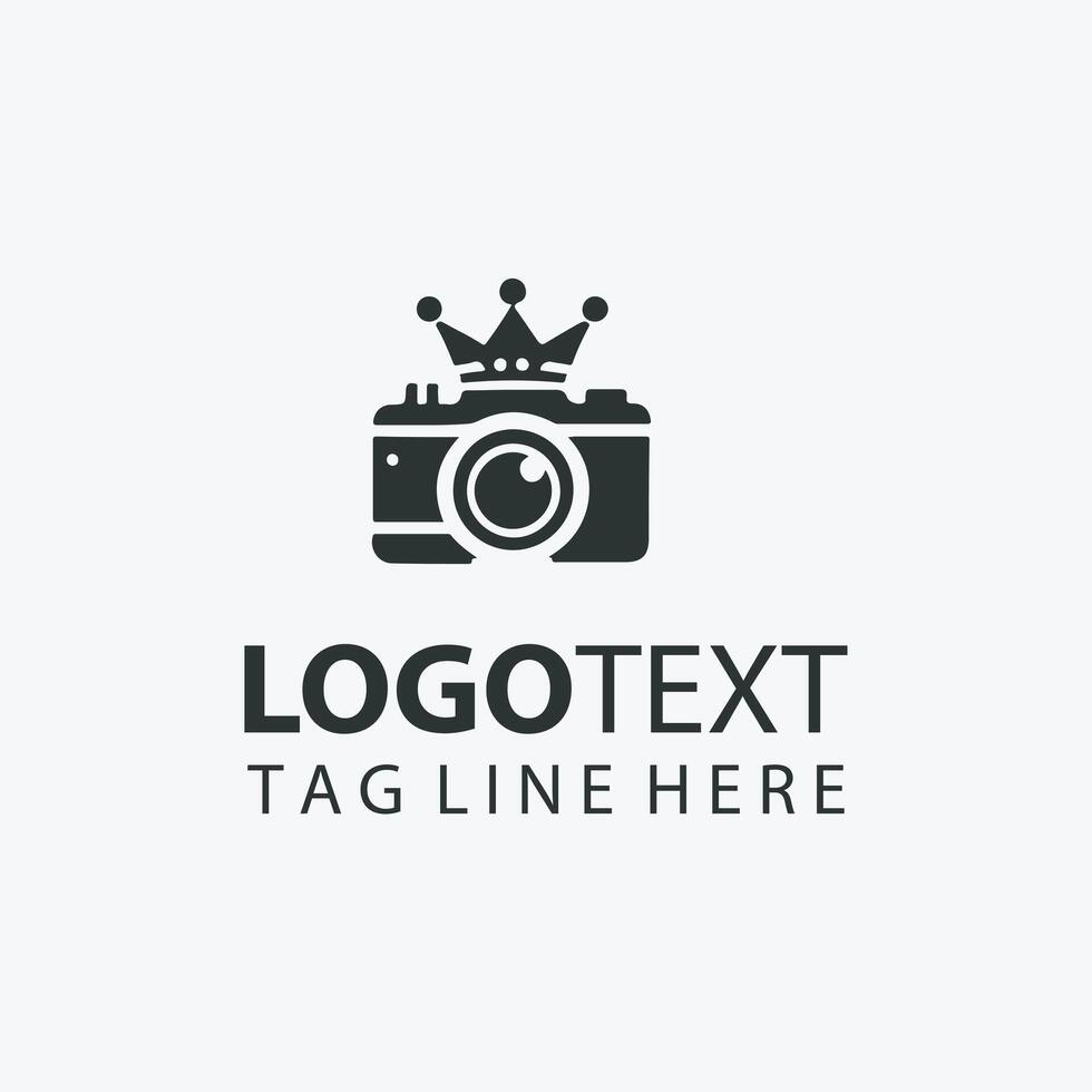 Zoom Focus camera crown logo vector