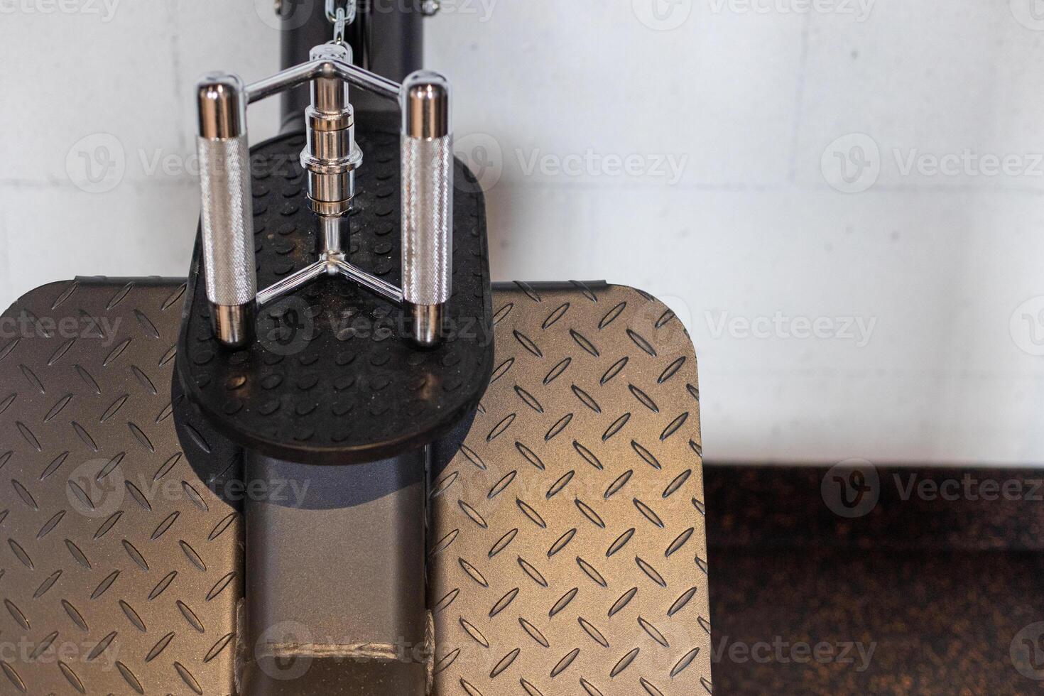 Metal handle for strength exercise of traction on the simulator photo
