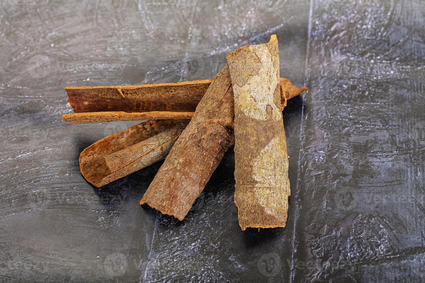 Natural wild organic cinnamon aroma photo