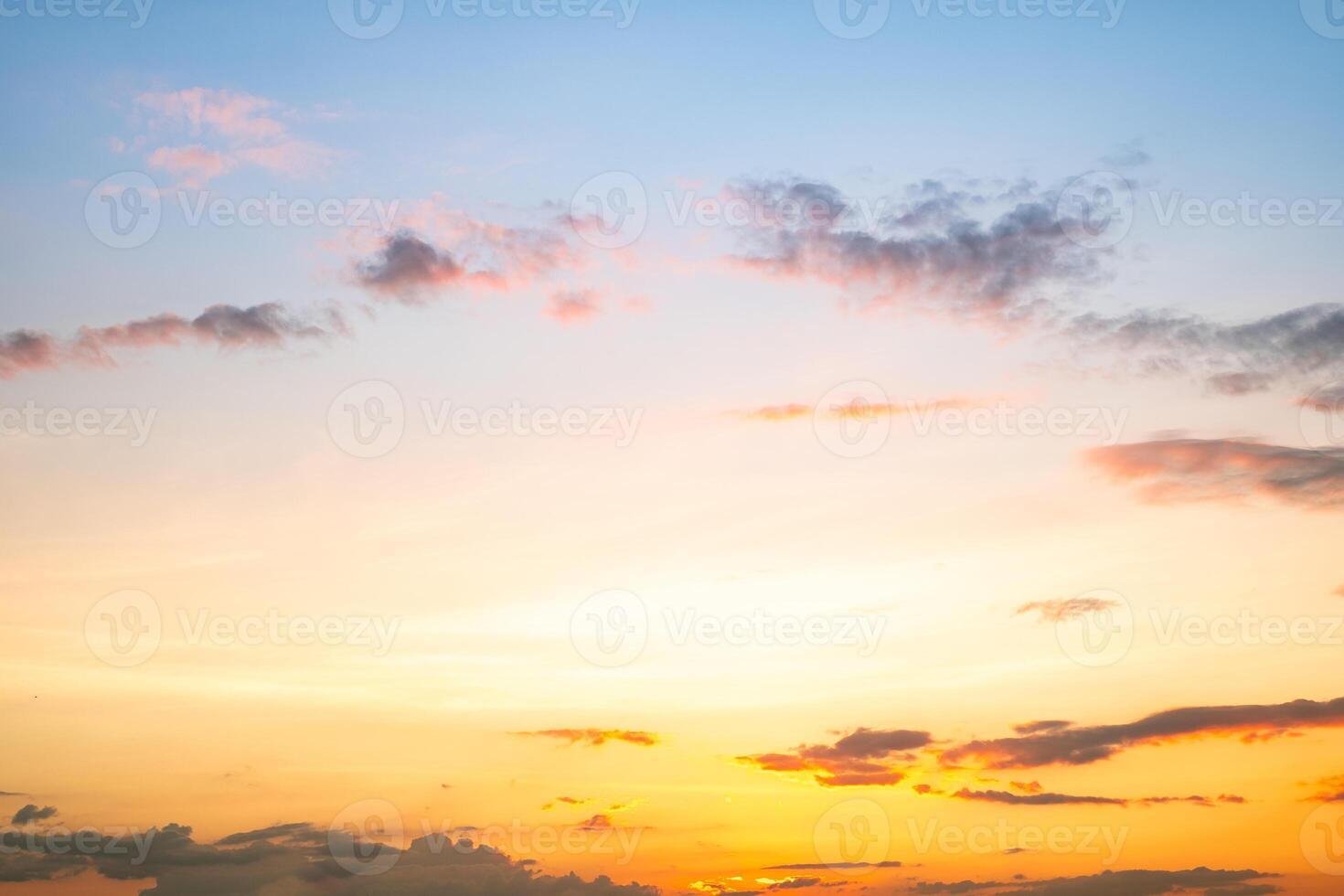 Sky, Sunset, Sunrise, like a bright golden and blue sky. The sunrise is decorated with clouds in various shapes, everning,Twilight, Large size, High definition landscape photo