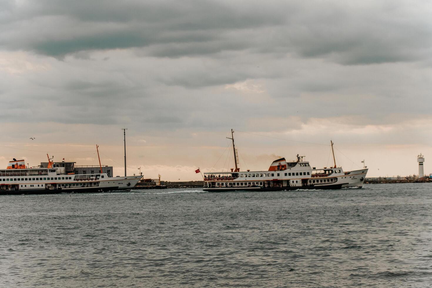 FROM KADIKOY BEACH AND SHIP TRAVEL photo