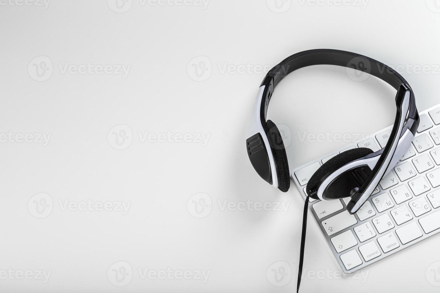headset on keyboard computer laptop photo