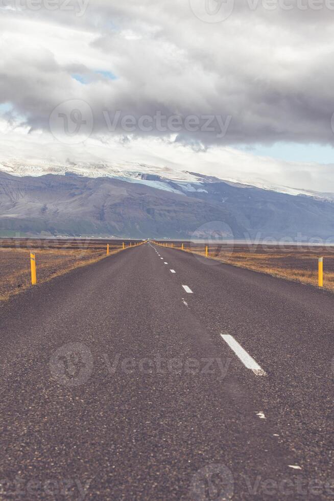 Endless Icelandic Highway photo