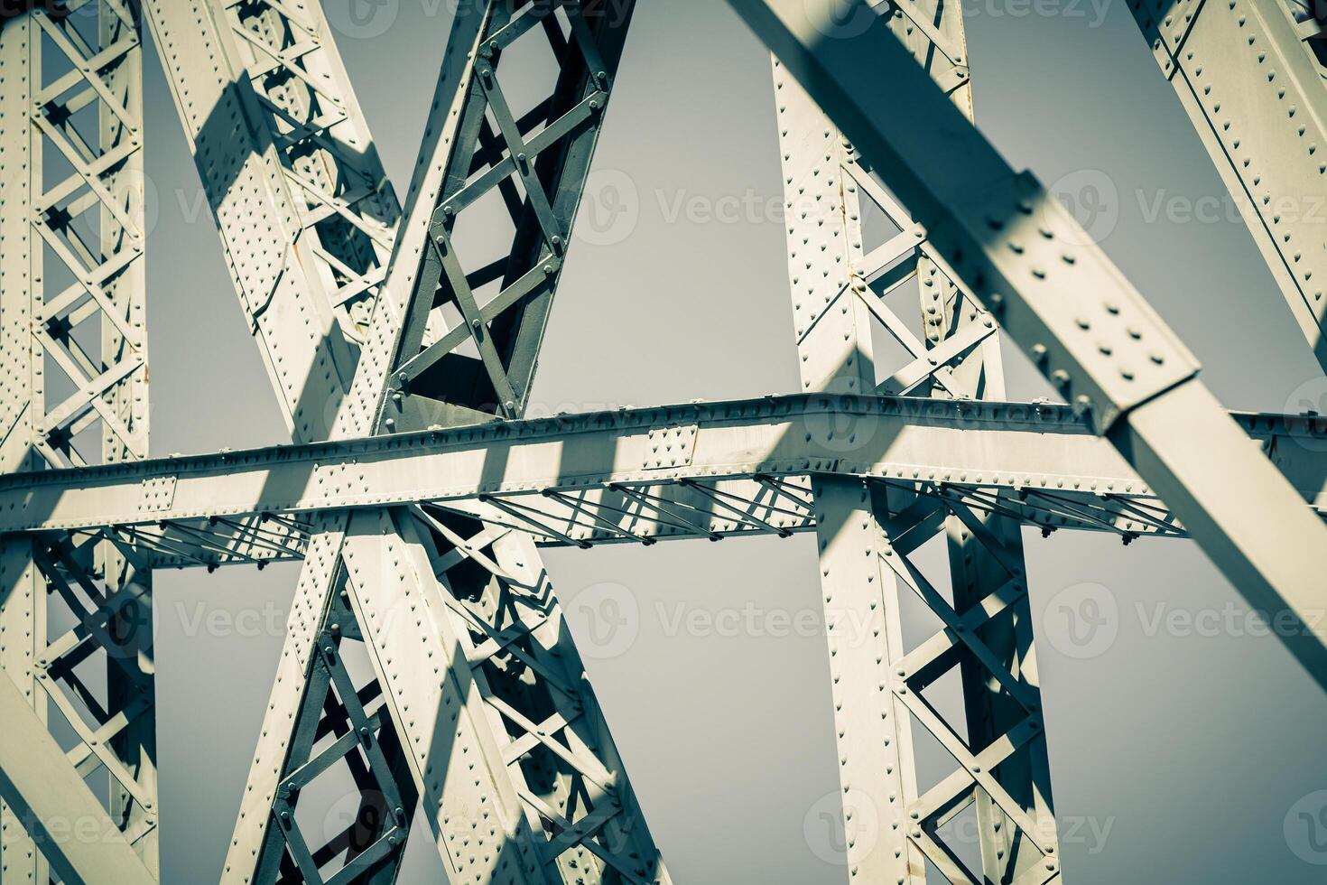 Modern Bridge frame closeup photo