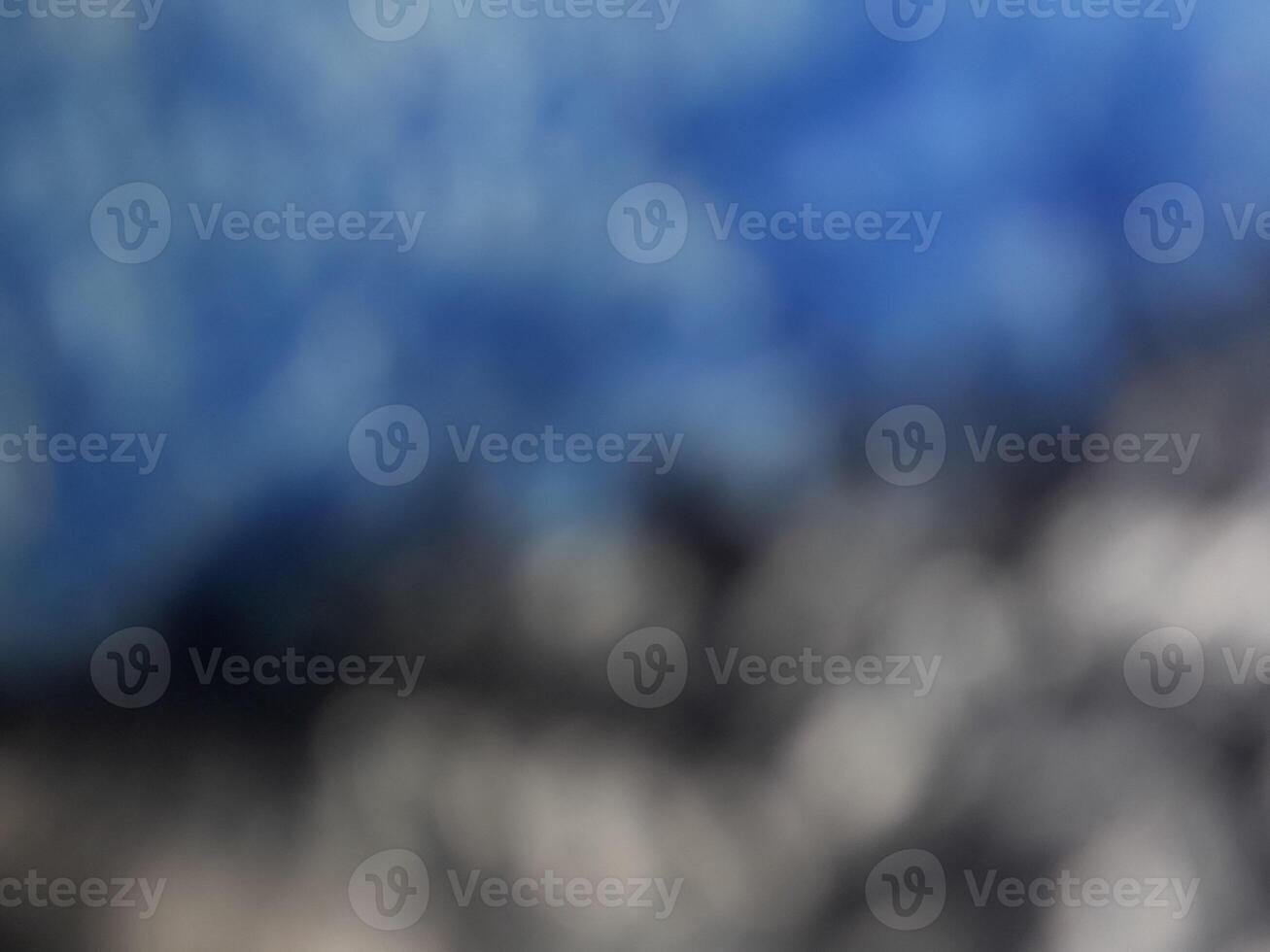 a blurred abstract, creating a soft, calming, and dreamy atmosphere. creating a soft gradient effect with darker and lighter areas blending smoothly. photo