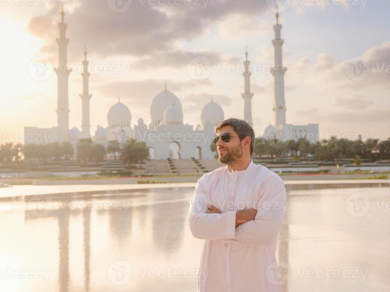 Travel to the United Arab Emirates, Abu Dhabi photo