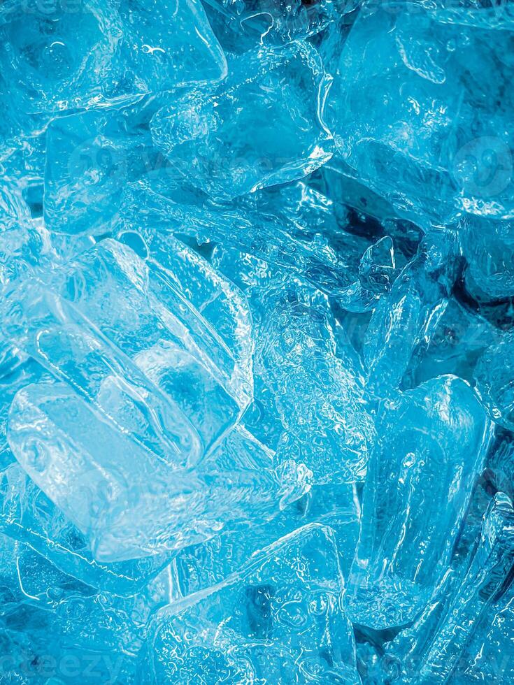 icecubes background,icecubes texture,icecubes wallpaper,ice helps to feel refreshed and cool water from the icecubes helps the water refresh your life and feel good.ice drinks for refreshment business photo