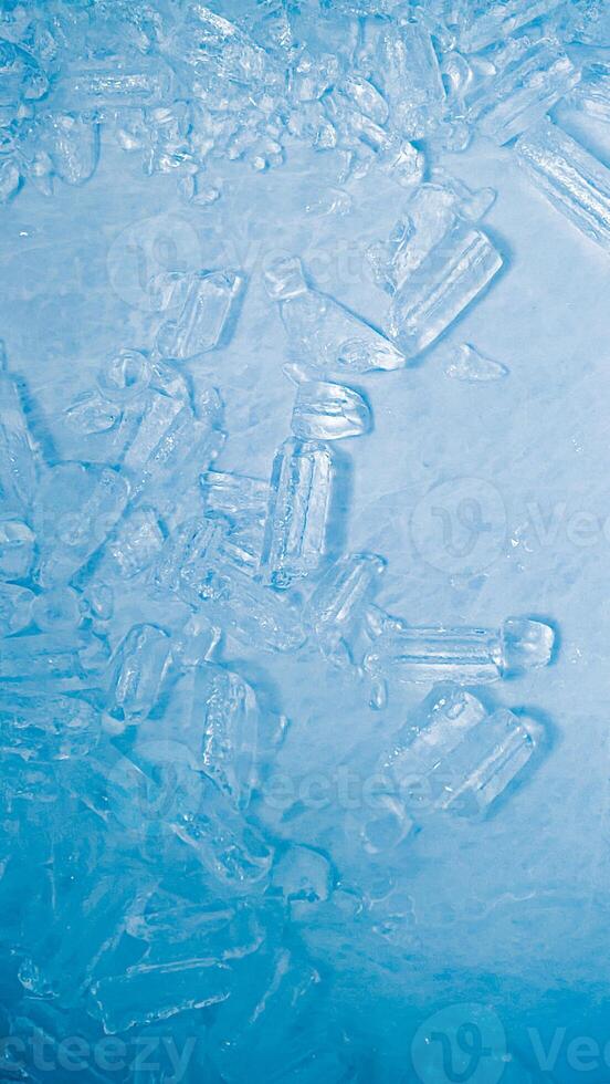 icecubes background,icecubes texture,icecubes wallpaper,ice helps to feel refreshed and cool water from the icecubes helps the water refresh your life and feel good.ice drinks for refreshment business photo