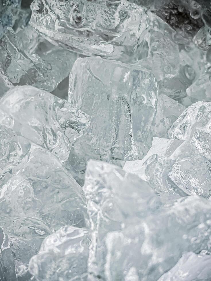 icecubes background,icecubes texture,icecubes wallpaper,ice helps to feel refreshed and cool water from the icecubes helps the water refresh your life and feel good.ice drinks for refreshment business photo