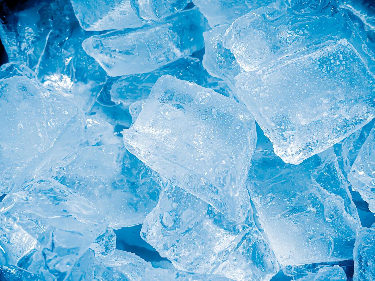 icecubes background,icecubes texture,icecubes wallpaper,ice helps to feel refreshed and cool water from the icecubes helps the water refresh your life and feel good.ice drinks for refreshment business photo