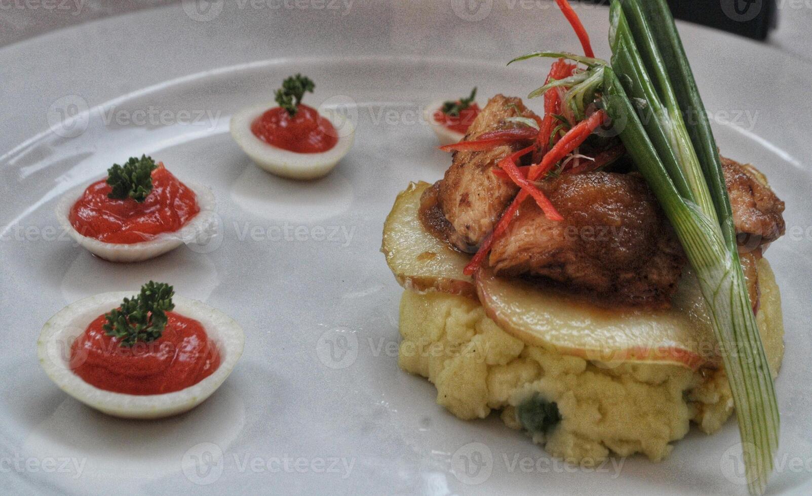 Grilled Apple Salad with Mashed Potatoes photo