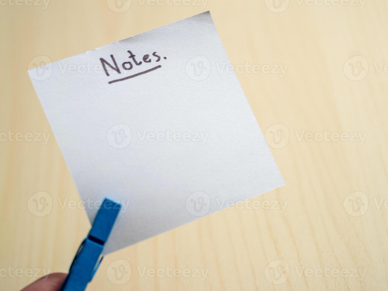 Maximizing home office productivity minimalist note organization for visual efficiency photo
