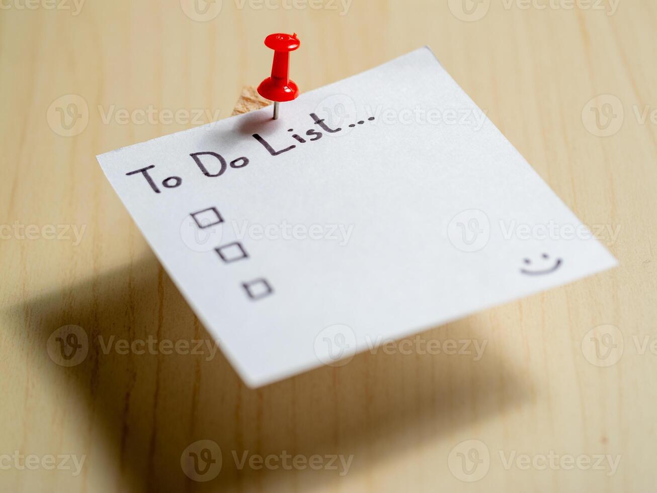 Effective to-do list strategies for home office productivity and time management photo
