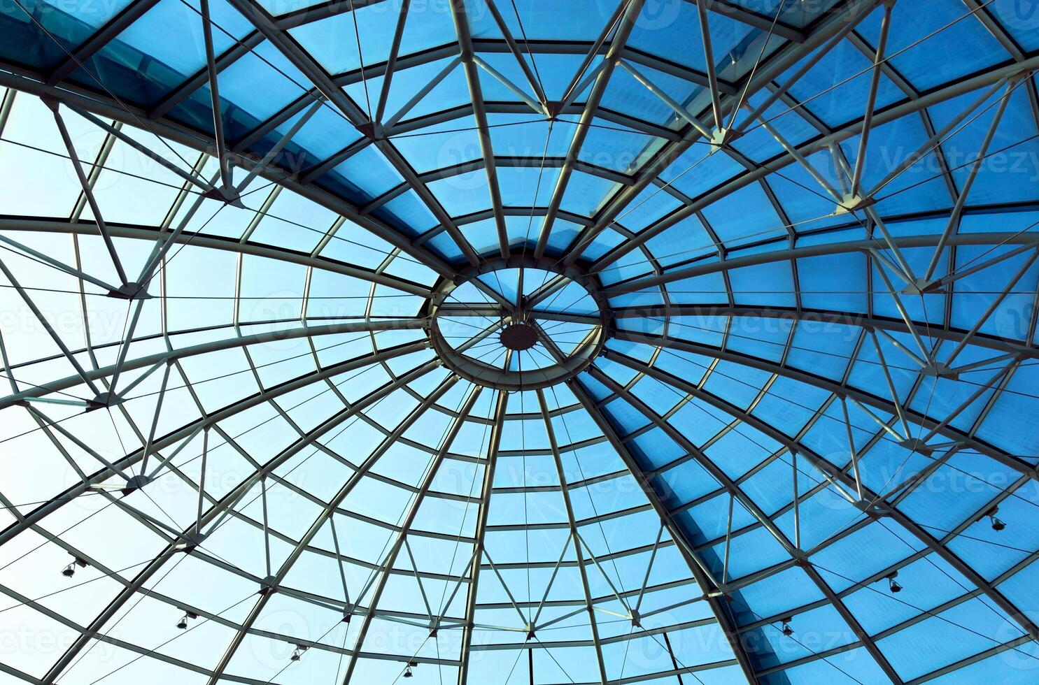 Limpid round ceiling photo