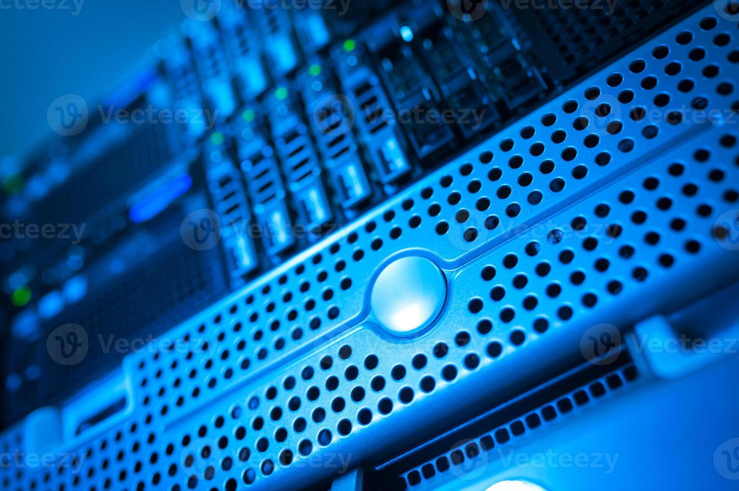 server computer should be high performance, stable, able to serve a large photo