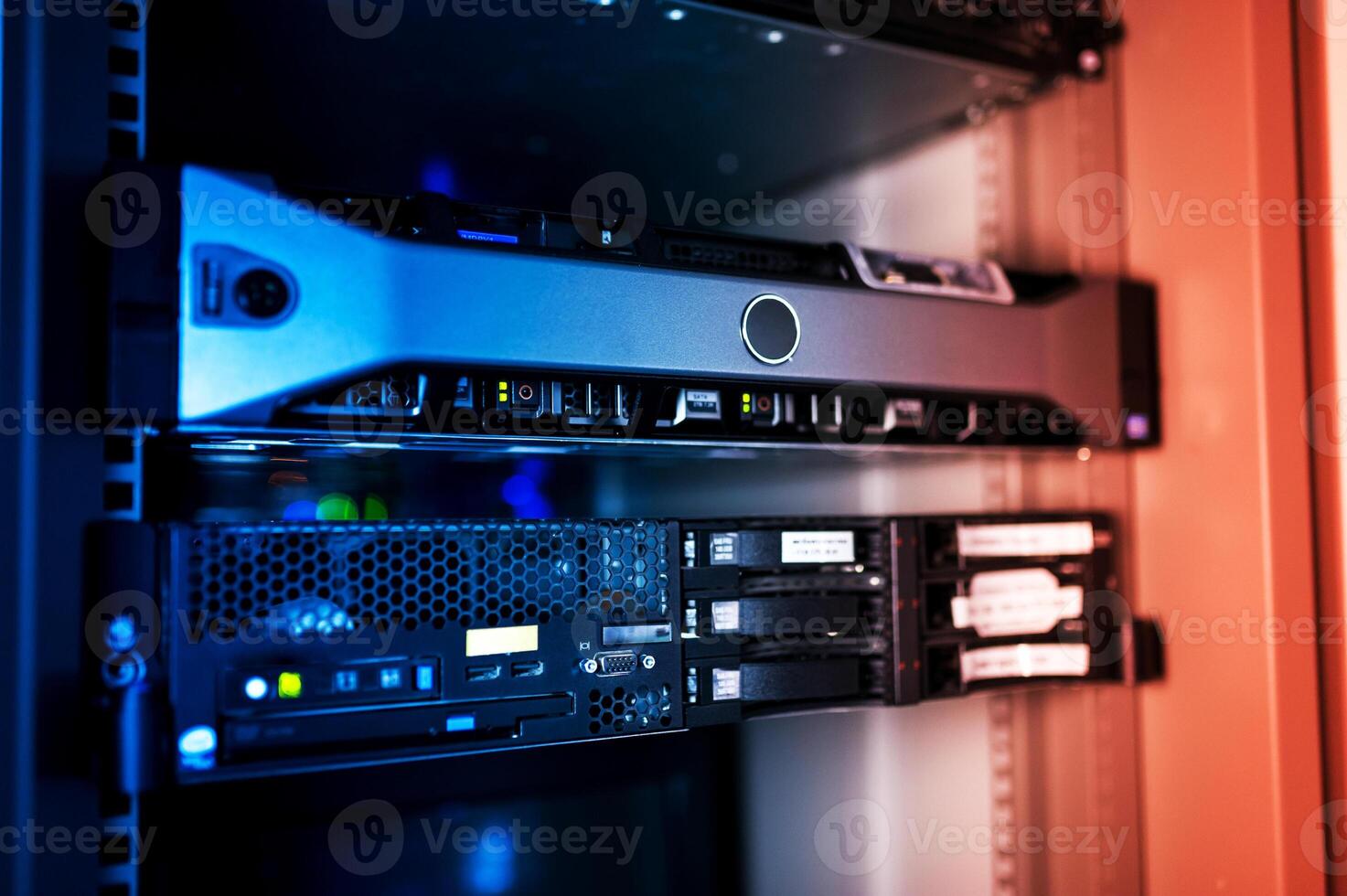 server computer should be high performance, stable, able to serve a large photo