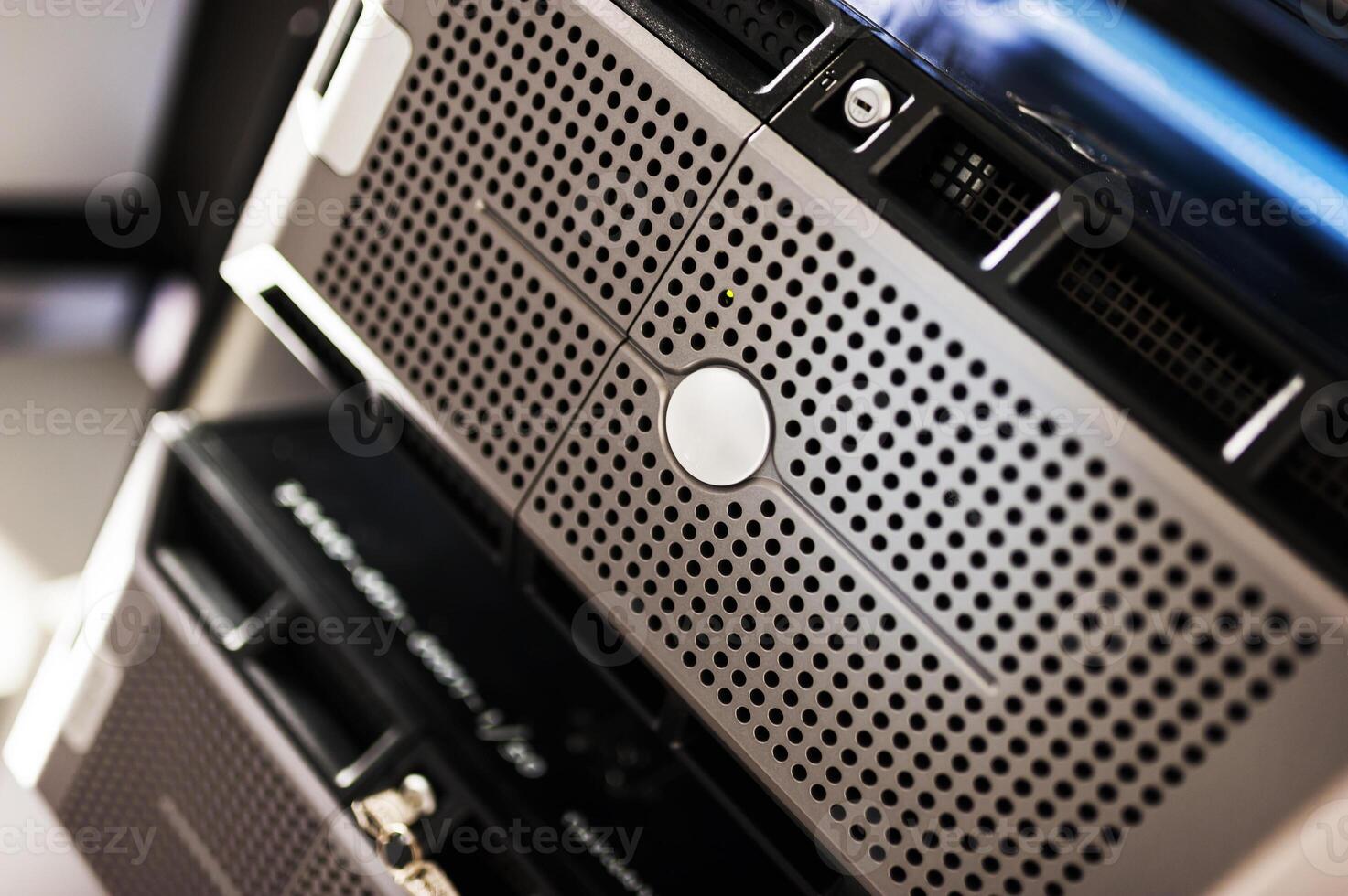 server computer should be high performance, stable, able to serve a large photo