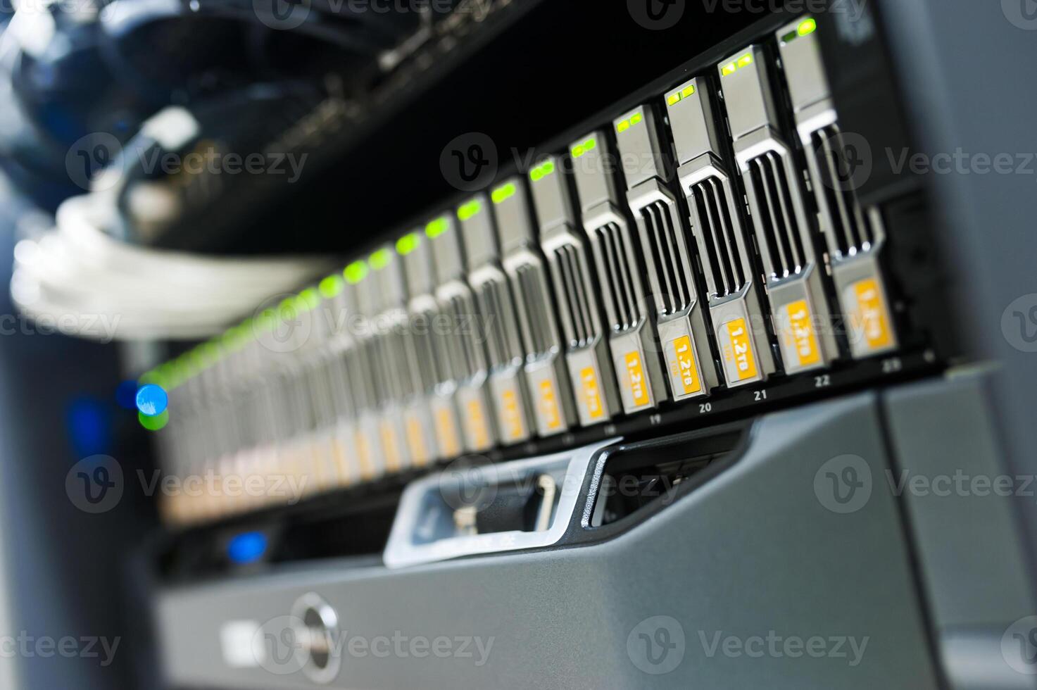 server computer should be high performance, stable, able to serve a large photo