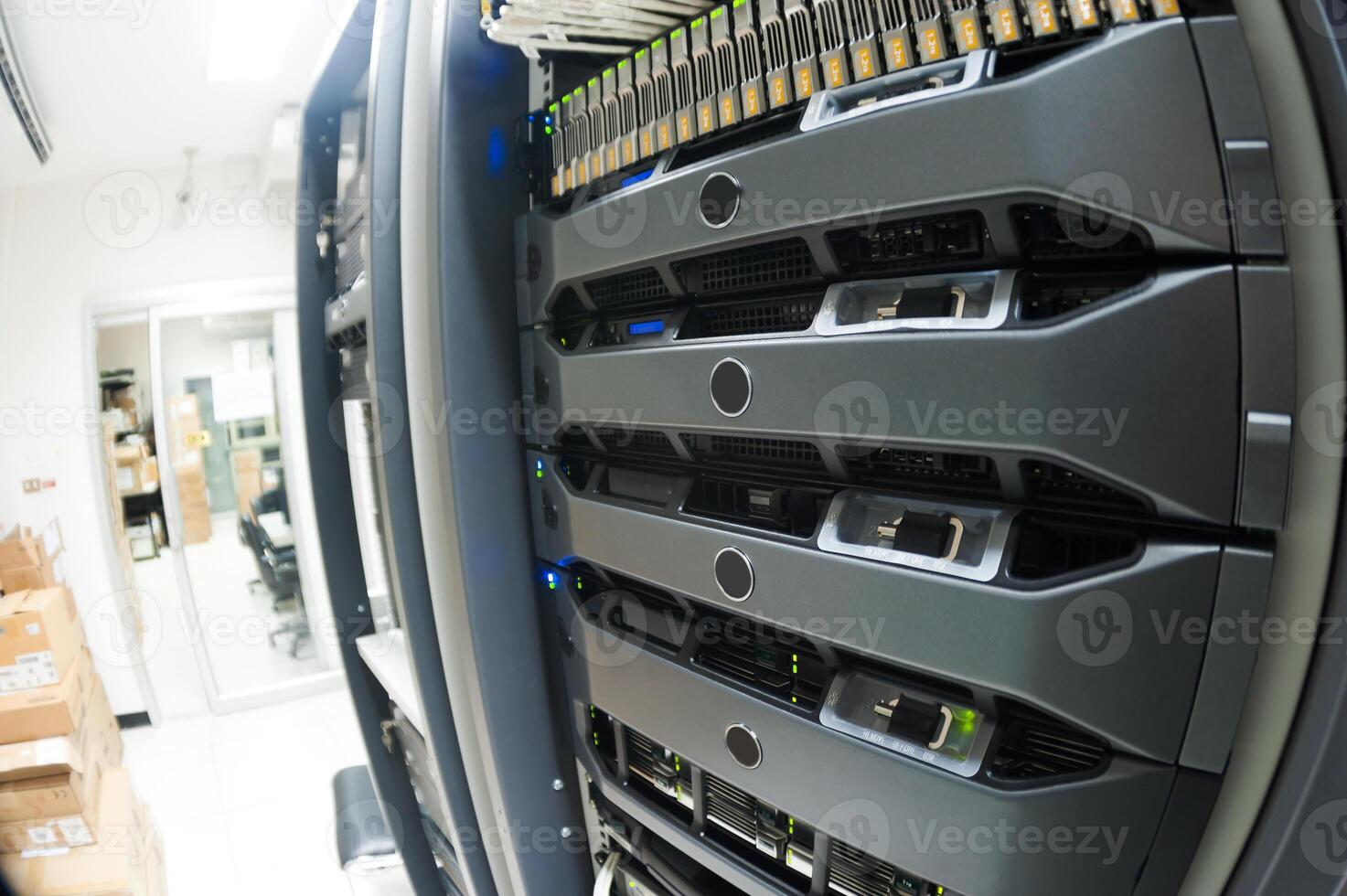 server computer should be high performance, stable, able to serve a large photo