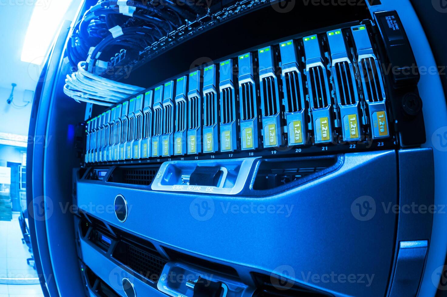 server computer should be high performance, stable, able to serve a large photo
