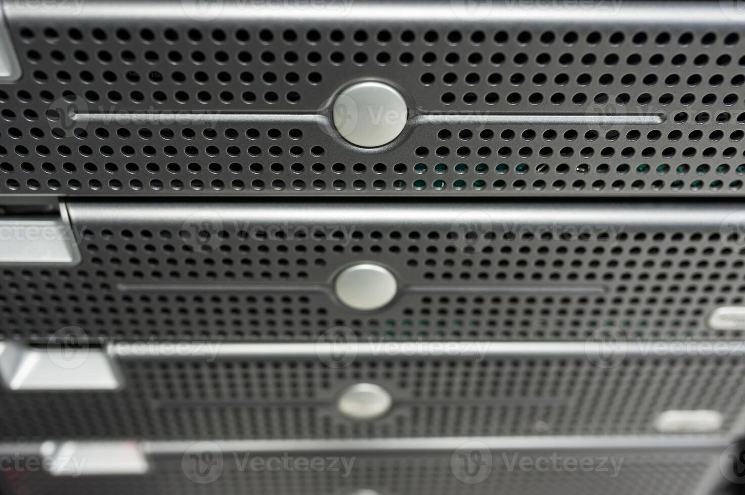 server computer should be high performance, stable, able to serve a large photo