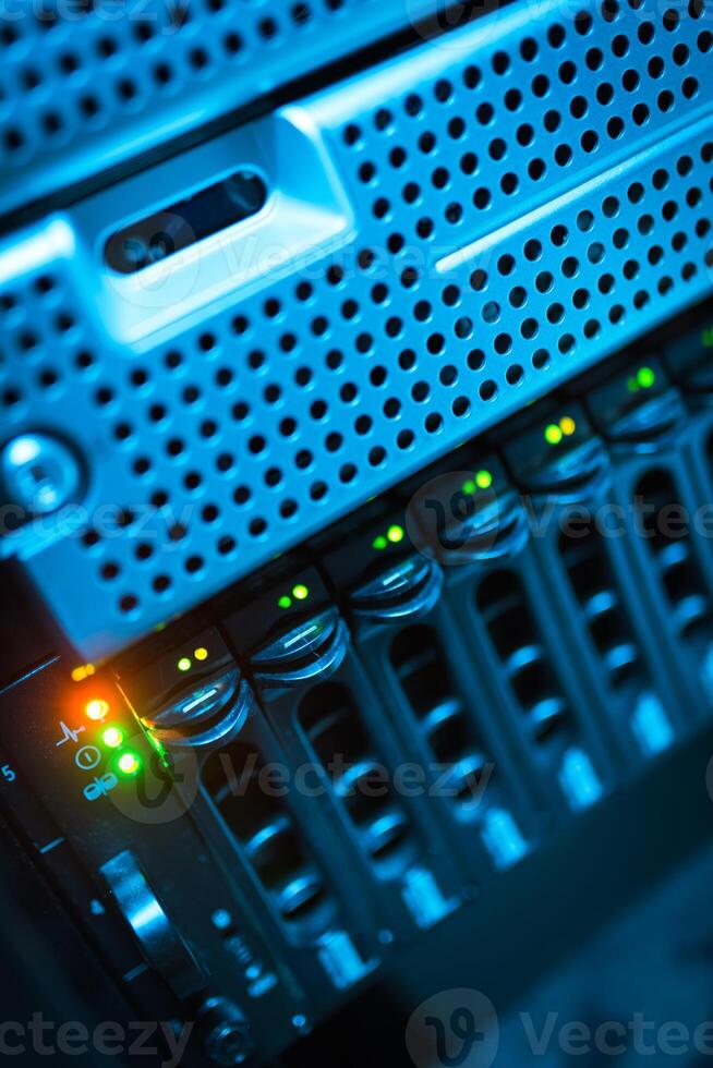 server computer should be high performance, stable, able to serve a large photo