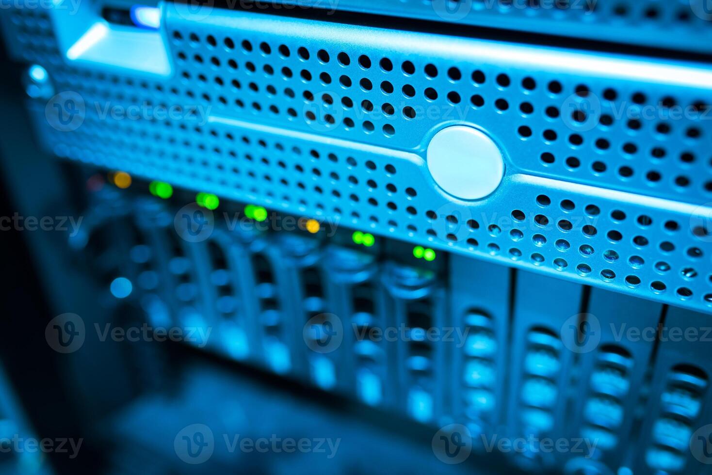 server computer should be high performance, stable, able to serve a large photo