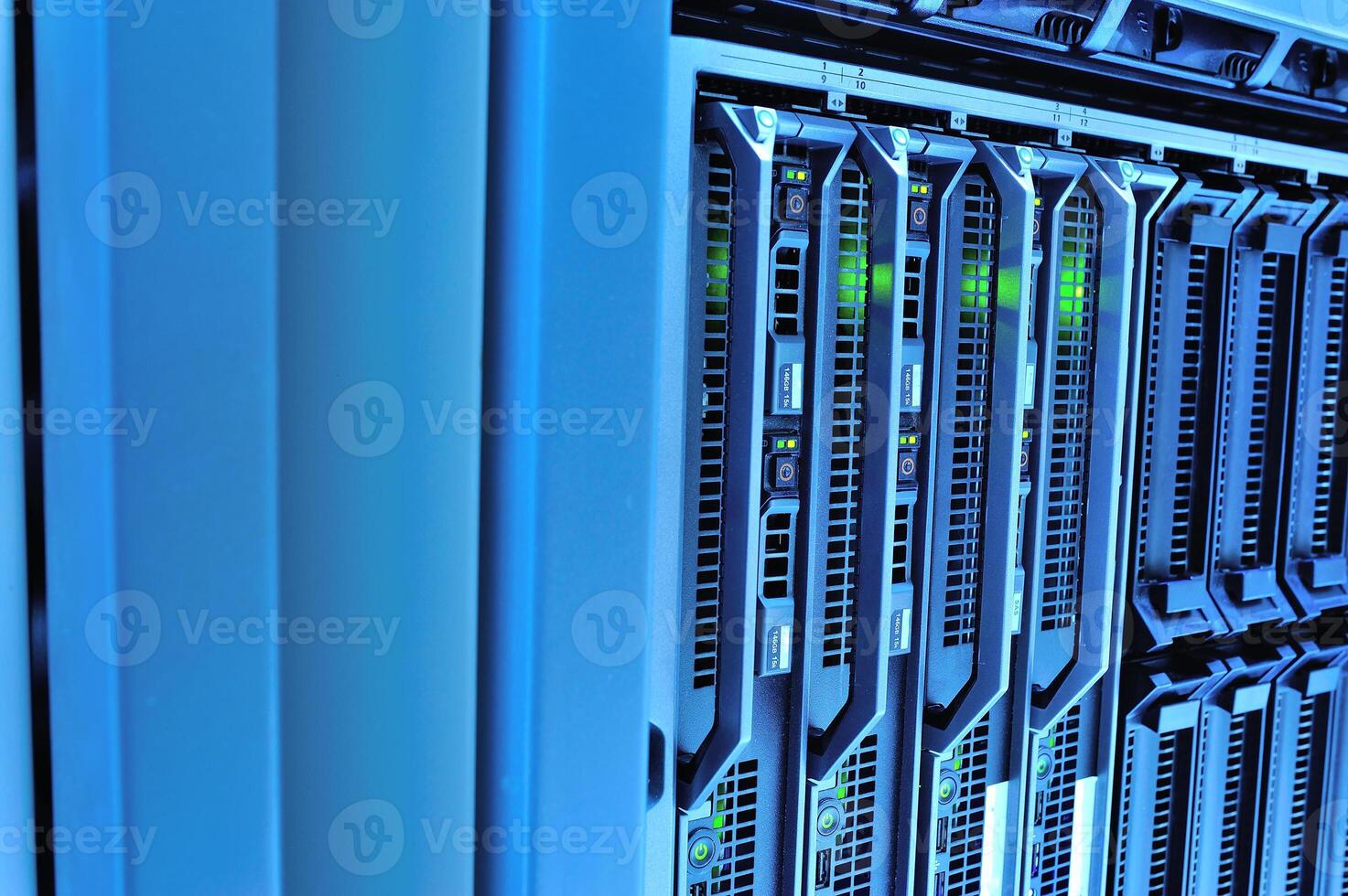 server computer should be high performance, stable, able to serve a large photo