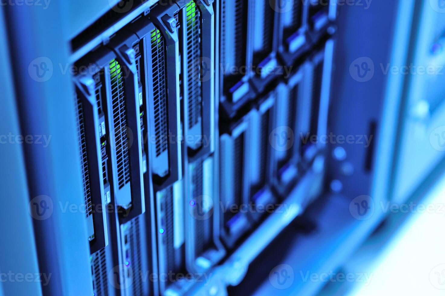 server computer should be high performance, stable, able to serve a large photo