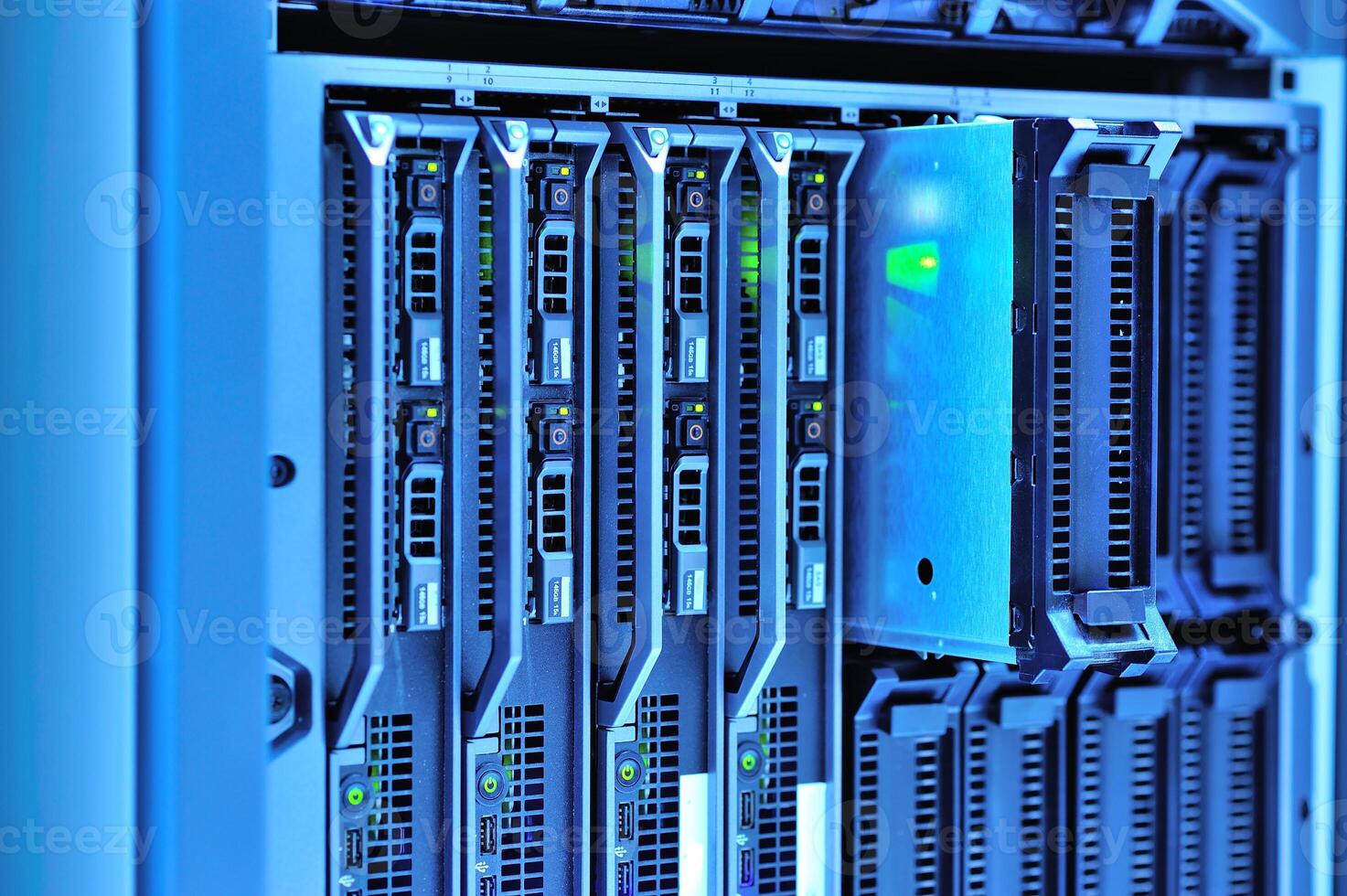 server computer should be high performance, stable, able to serve a large photo
