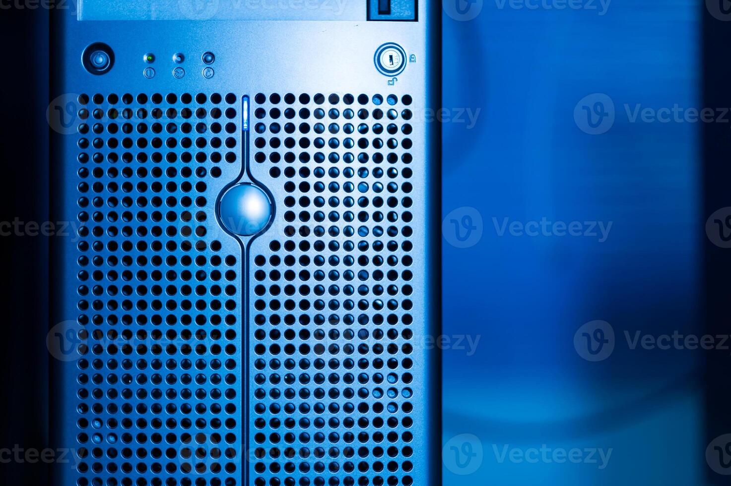 server computer should be high performance, stable, able to serve a large photo