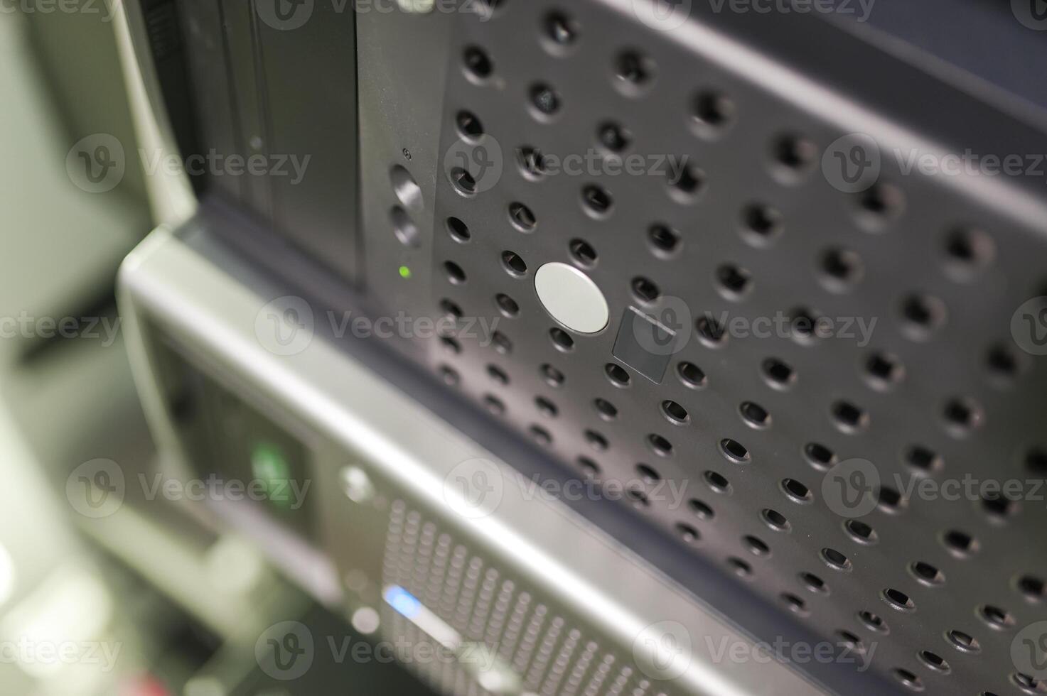 server computer should be high performance, stable, able to serve a large photo