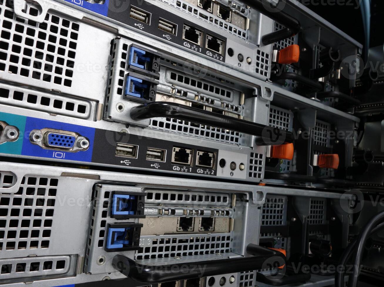 server computer should be high performance, stable, able to serve a large photo